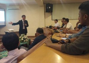 MMT ITS Bekali Mahasiswa dengan Financial Management