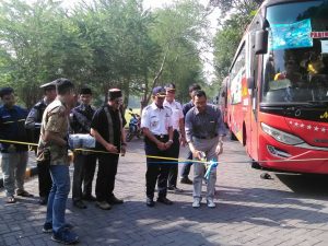 ITS Berangkatkan 13 Bus Mudik Bareng Gratis