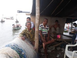 Mahasiswa ITS Bantu Benahi Kampung Nelayan