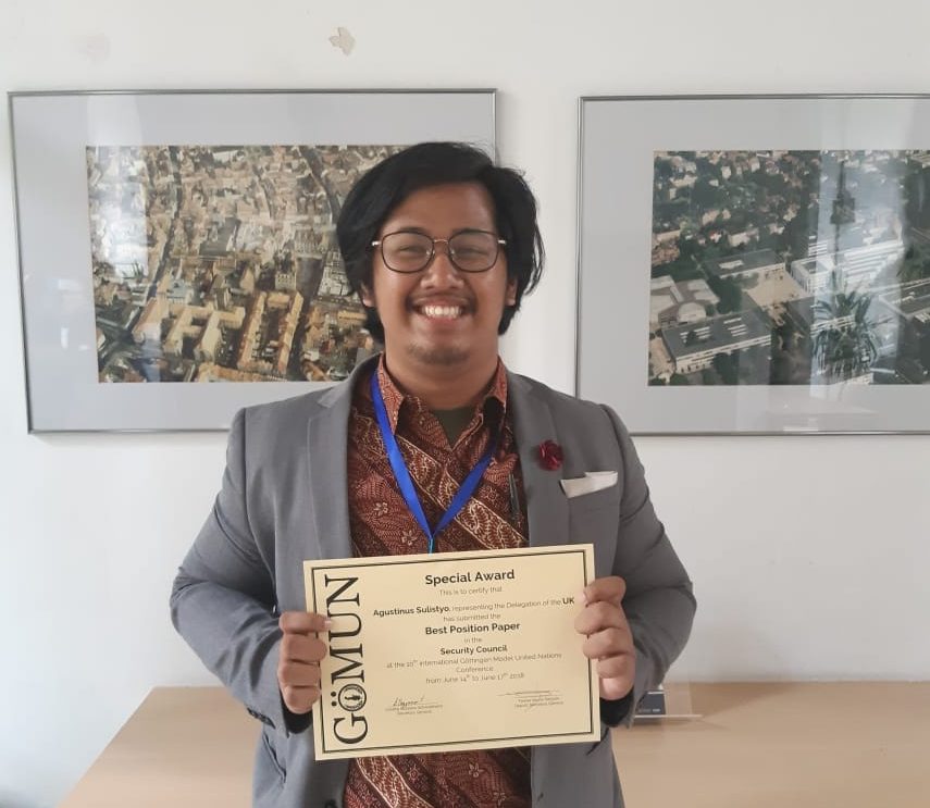 Uy qurilishi rus kunnilingus