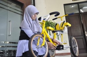 Mahasiswa ITS Rancang Sepeda Terapi Anak Cerebral Palsy