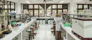 Menumbuhkan Semangat dan Kebanggaan Belajar Sains
