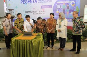 Kemenkominfo Tarik Mahasiswa ITS Hadapi Revolusi Industri 4.0