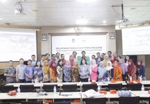Kuatkan Pemberitaan, Liaison Officer ITS Belajar Menulis Press Release