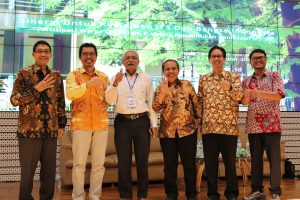 Hari Terakhir, Pendaftar Bacarek ITS Tetap Semangat Adu Visi-Misi
