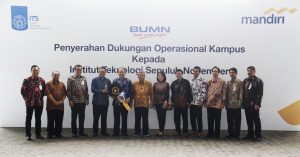 Terima Bus, ITS Siap Kolaborasi Bersama Bank Mandiri