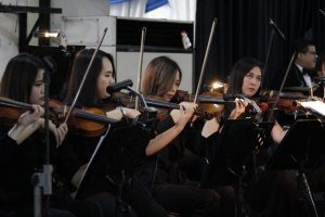 Tampil Beda, Wisuda 119 ITS Diiringi Alunan Orkestra