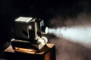Nikmati Film Luar, Bukan Alasan Lupakan Film Lokal