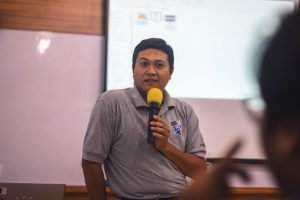 Kuasai Dunia Kerja dengan Ilmu Bisnis