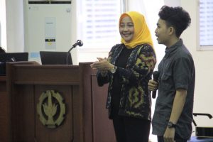 Kominfo Ajak Mahasiswa ITS Jadi Millenials Cerdas dalam Finansial