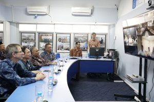 ITS Sediakan Fasilitas Video Conference dan Online Internship