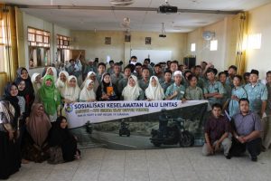 Gaungkan ASTUTI, Mahasiswa ITS Sosialisasikan Keselamatan Berkendara