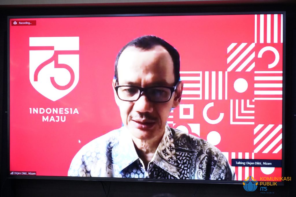 Prof Ir Nizam MSc DIC PhD yang hadir secara virtual menyaksikan penandatanganan nota kesepahaman antara ITS dengan PT KMWI