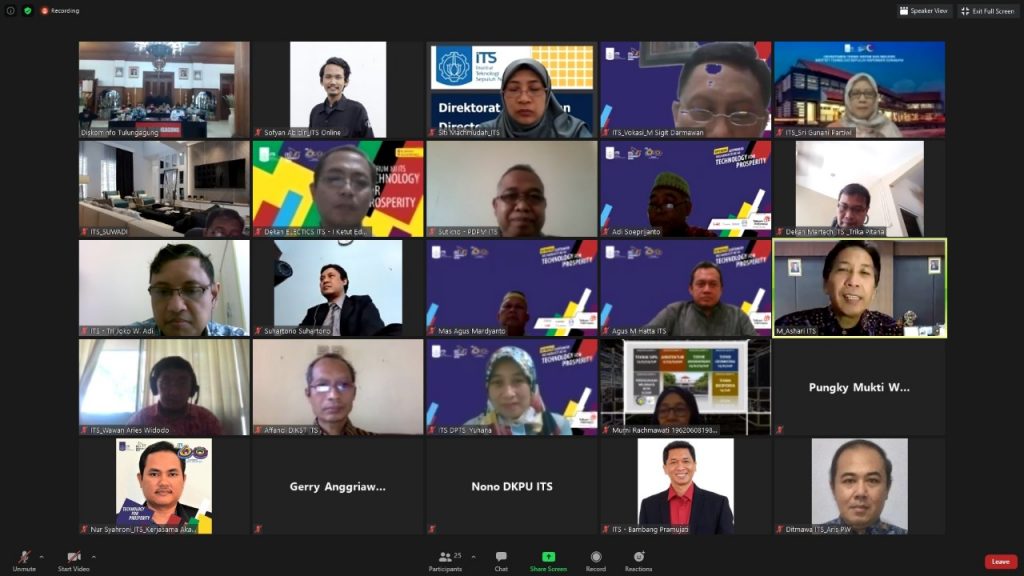 Seluruh peserta MoU antara ITS dengan Pemkab Tulungagung yang dilaksanakan secara daring