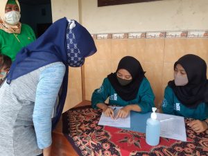 KKNT ITS Bantu Kegiatan Pembelajaran di Tulungagung