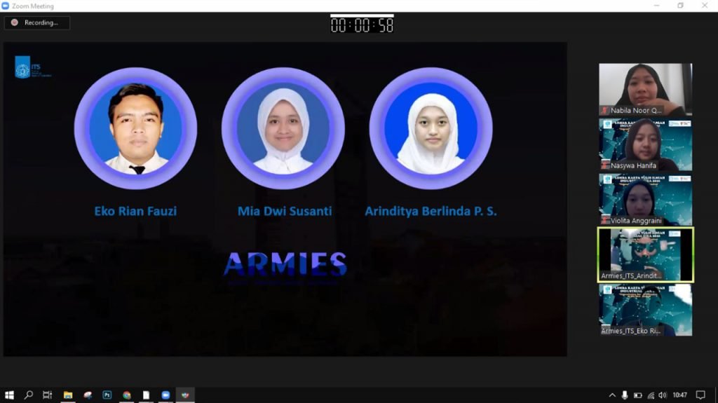 Anggota Tim Armies, (dari kiri) Eko Rian Fauzi, Mia Dwi Susanti, dan Arinditya Berlinda