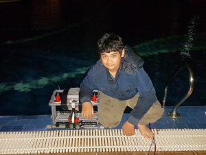 Muhammad Dimas Nugraha Aryatama, wisudawan termuda ITS yang juga aktif di UKM Robotika selama kuliah