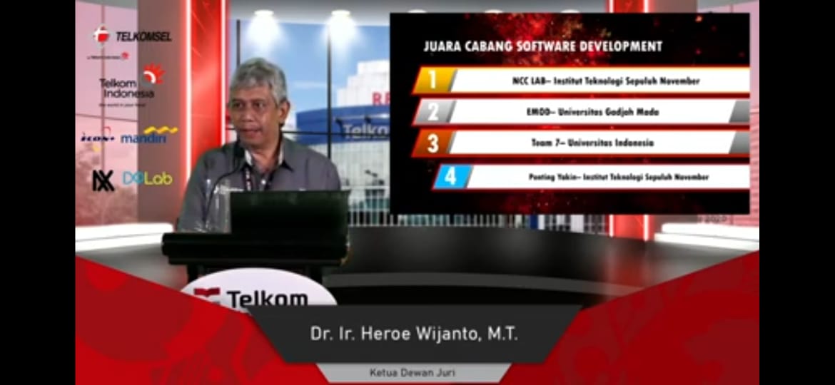 Tim NCC Lab ITS saat diumumkan mendapat emas kategori perlombaan Pengembangan Perangkat Lunak pada Gemastik XIII