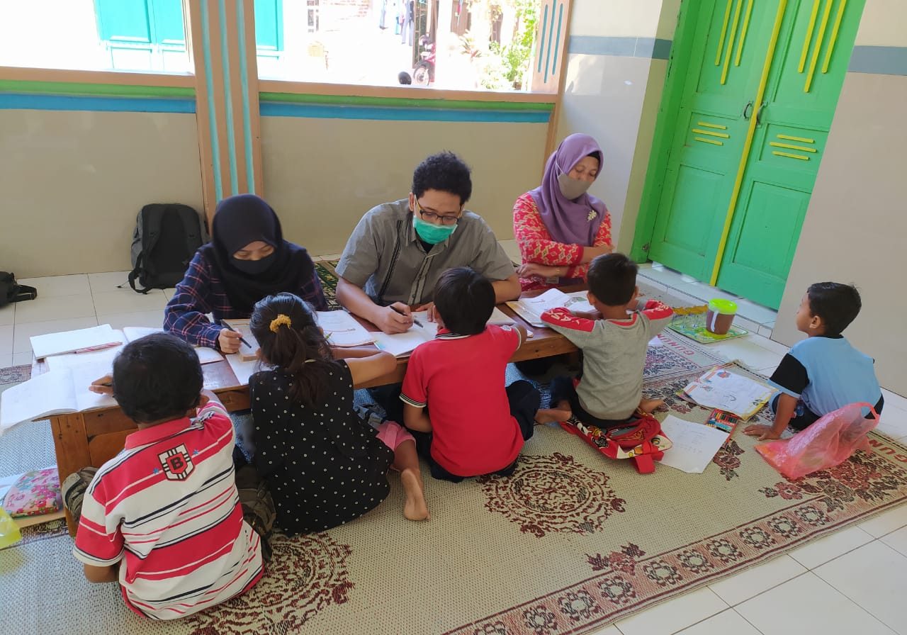KKNT Bantu Pembelajaran Siswa SD di Jawa Tengah ITS News