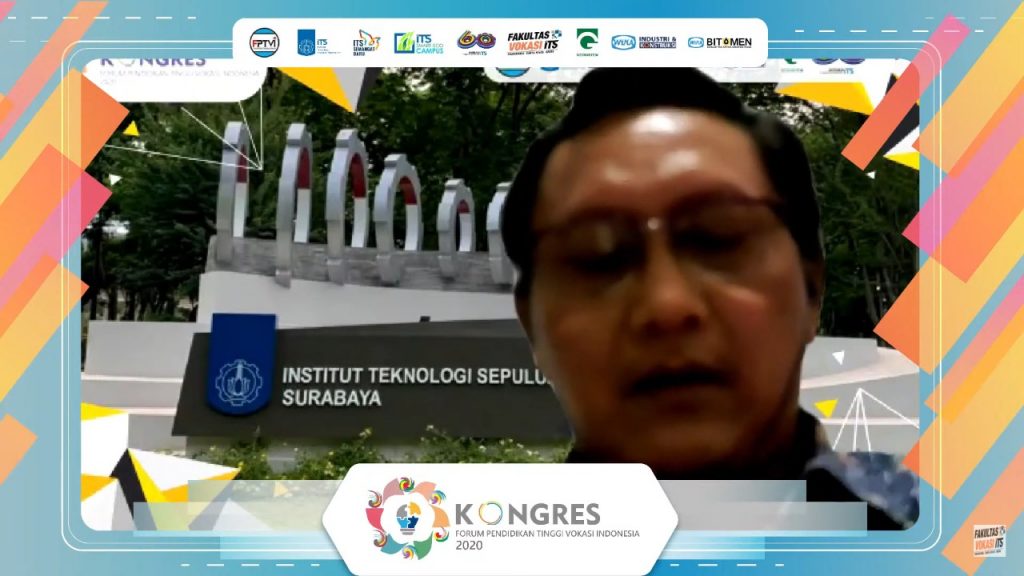 Dekan Fakultas Vokasi ITS Prof Ir Muhammad Sigit Darmawan MEngSc PhD pada pembukaan Seminar Nasional dan Kongres FPTVI 2020