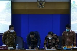 Dukung Produksi Garam Lokal, ITS Teken MoU dengan PT. Garam