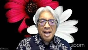 Ketua Yayasan Nurani Dunia, Dr Imam B Prasodjo, ketika menyampaikan sambutan secara virtual pada acara penyerahan donasi gawai oleh IKA ITS