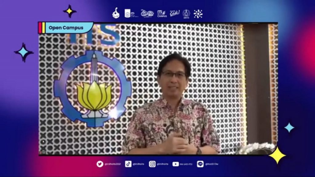 Rektor ITS Prof Dr Ir Mochamad Ashari MEng saat memberikan sambutan pada acara Open Campus Ini Lho ITS 2021