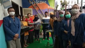 KKN ITS Bantu Kembangkan Budi Daya Tanaman Hidroponik