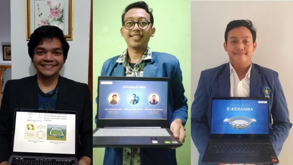(dari kiri) Hanif Srisubaga Alim, Alfiyan Rizki Maulidan, dan Fakhri Ihsan Nalendro memperkenalkan inovasi E-Keramba
