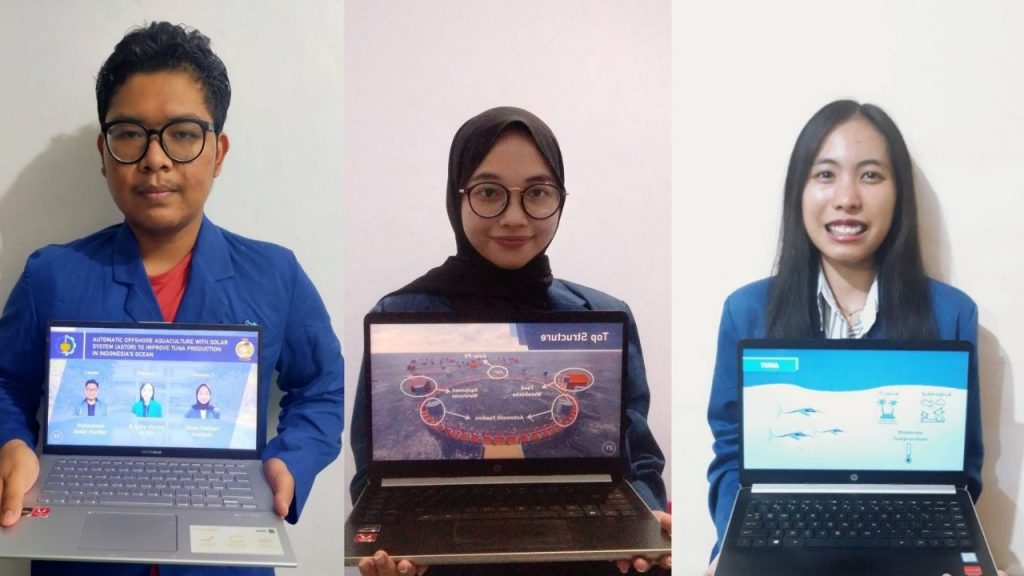 (dari kiri) Muhammad Akbar Hardian, Dinda Febriani Analiyah, dan Brigitta Violyna El Tito selaku tim mahasiswa ITS penggagas ASTOR, alat budidaya ikan lepas pantai otomatis