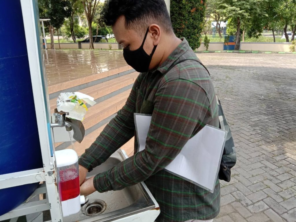 Setiap peserta UTBK di ITS diwajibkan mengikuti protokol kesehatan yang ditetapkan