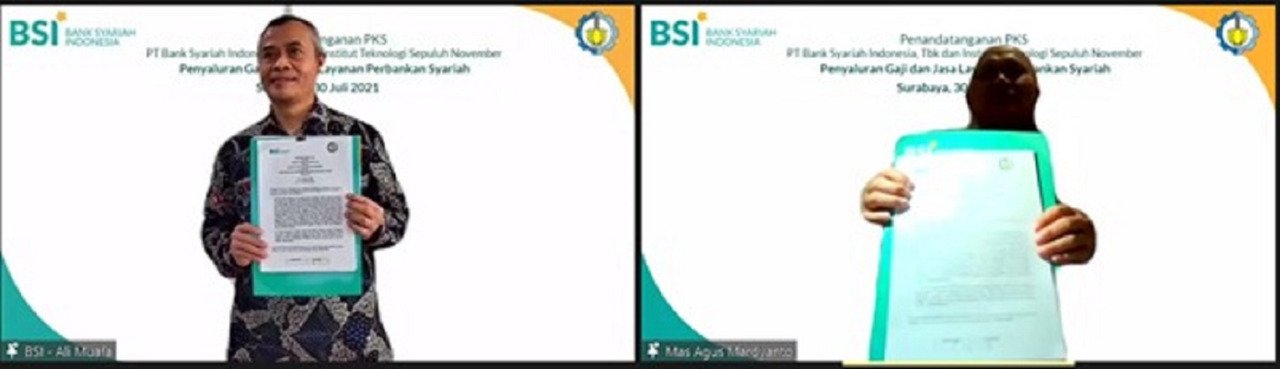 The manuscript of the Cooperation Agreement or Perjanjian Kerja Sama (PKS) between ITS and Sharia Banking BSI shown after being jointly signed online