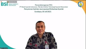 Wakil Rektor II ITS Ir Mas Agus Mardyanto ME PhD memberika sambutannya ...