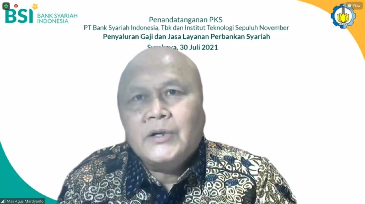 Wakil Rektor II ITS Ir Mas Agus Mardyanto ME PhD memberika sambutannya dalam acara penandatanganan PKS antara ITS dengan Bank Syariah Indonesia (BSI)