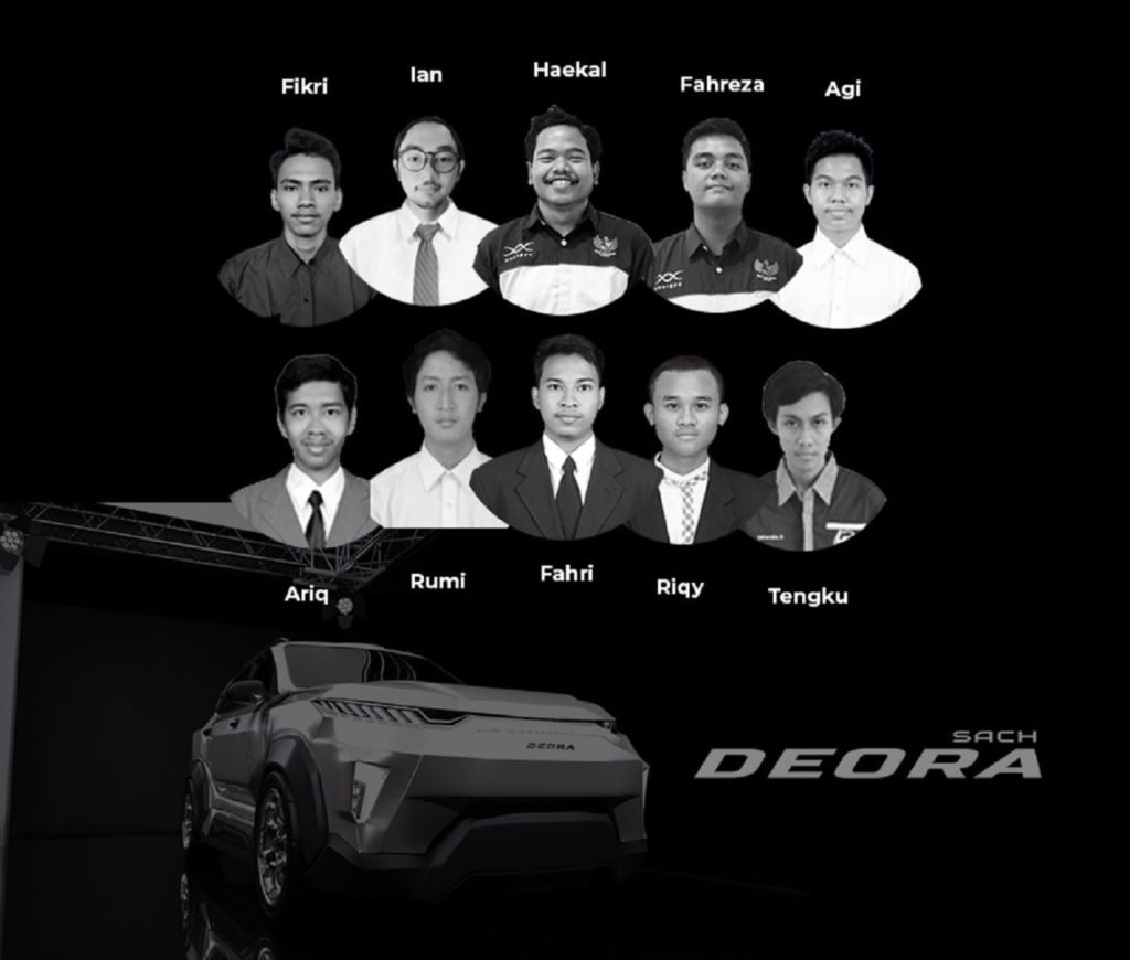 Tim SACH-MOLINA bersama karyanya, i-Deora