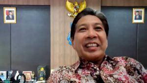 Rektor ITS Prof Dr Ir Mochamad Ashari MEng memberikan apresiasinya kepada Nokia dan Indosat Ooredoo dalam diskusi terbatas