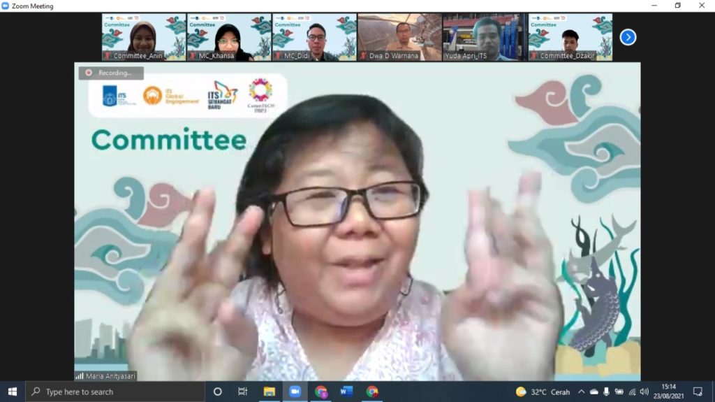 Dr Maria Anityasari ST MEng Sc, Direktur Kemitraan Global ITS, saat memberikan sambutan pada pembukaan CommTECH 2021 secara virtual