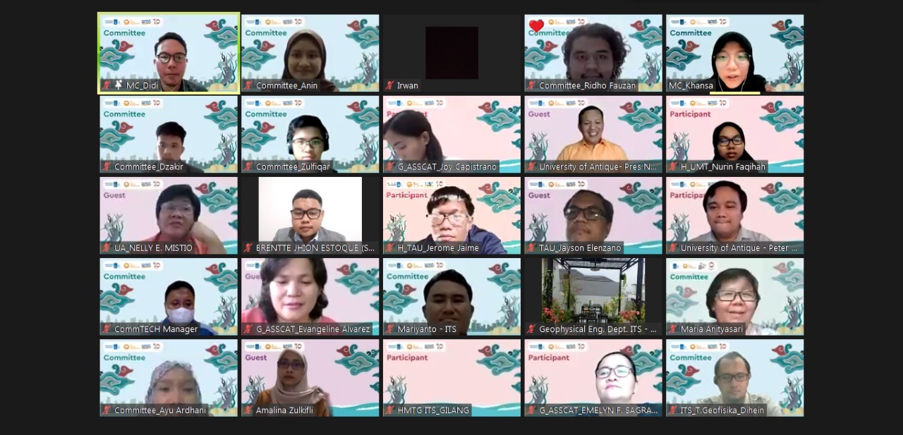 Peserta CommTECH 2021 - Summer Edition yang terdiri dari para mahasiswa mancanegara dan digelar secara daring