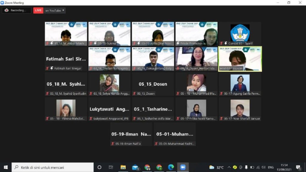 Sesi pelatihan tim PKM ITS secara daring sebelum mempersiapkan untuk penilaian lolos Pimnas ke-34