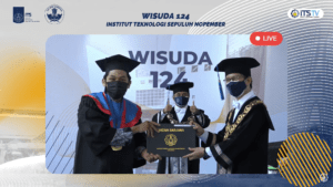 Prestasi Wisudawan FTIRS di Wisuda ITS 124