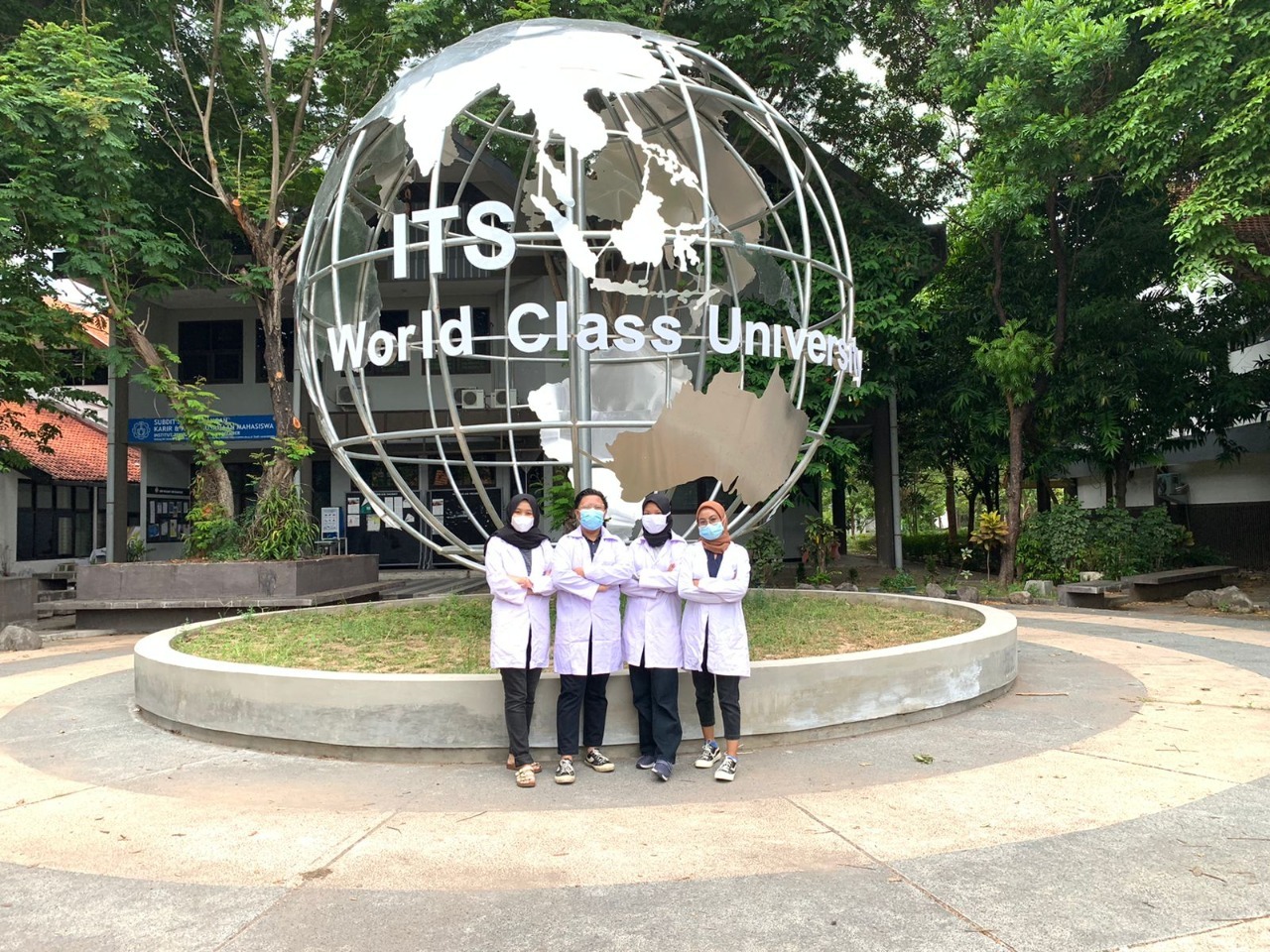 Tim Platinum ITS, tim mahasiswa ITS yang berhasil meraih medali silver pada Taiwan Innotech Expo 2021