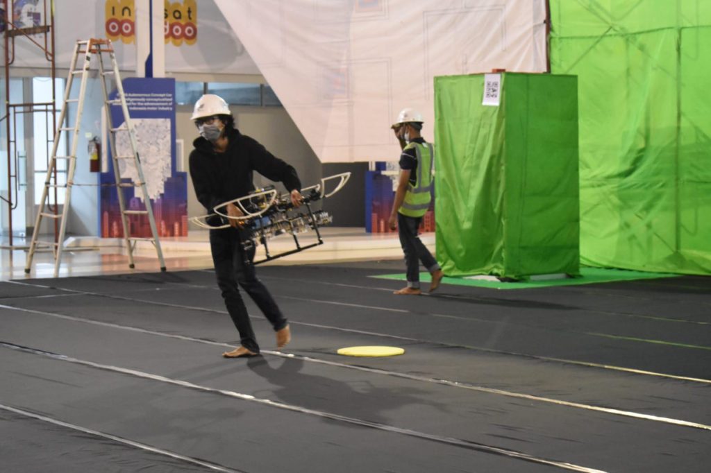 Flight test of the Soeromiber team aircraft representing the ITS Bayucaraka team from the VTOL division