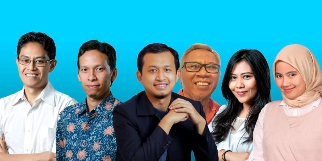 (dari kiri) Thomas Ari Kristianto SSn MT, Caesario Ari Budianto ST MT, Okta Putra Setio Ardianto ST MT, Dr Arfan Fahmi SS MPd, Anggra Ayu Rucitra ST MMT, dan Deti Rahmawati SIP MT