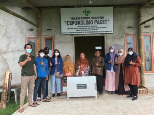 KKN Abmas ITS Rancang Pemanas Elektrik untuk Produk Buah