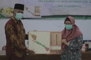 ITS Usung Program Desa Cerdas Lingkungan di Alas Karetan