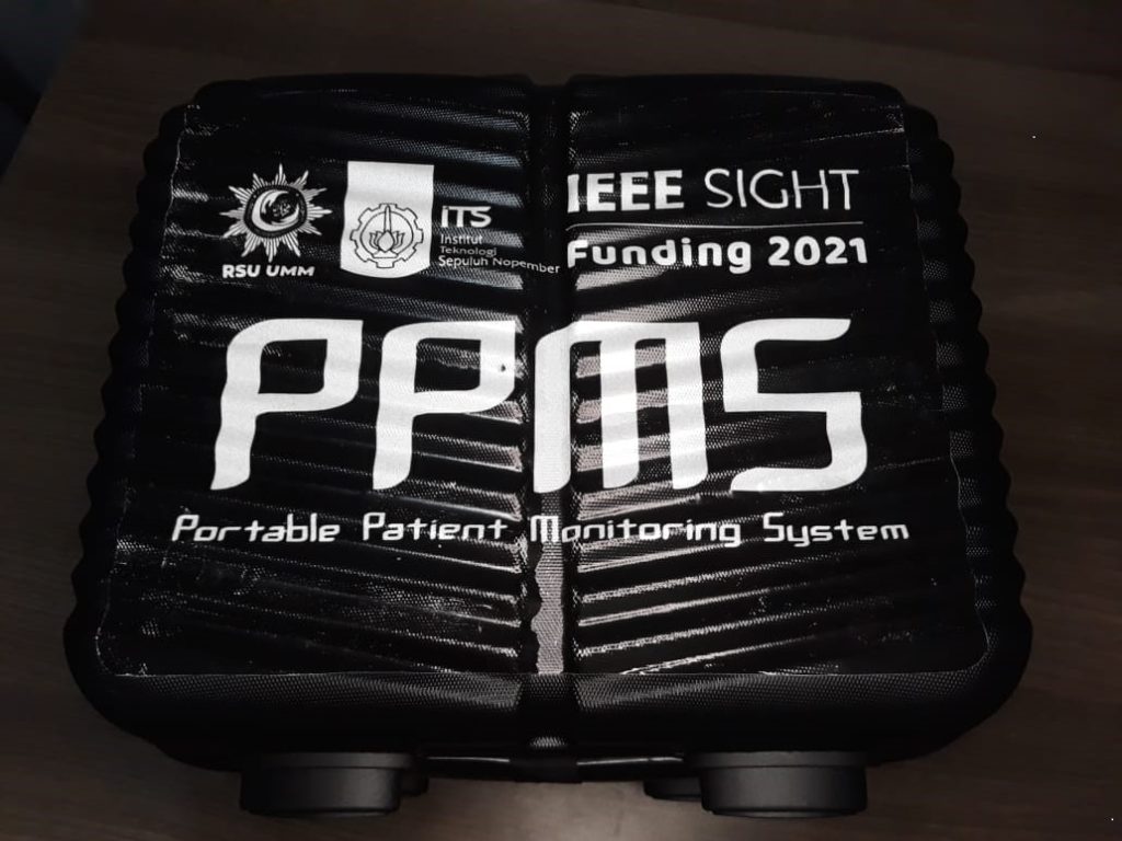 Kemasan purwarupa Portable Patient Monitoring System (PPMS) karya sivitas akademika ITS bersama UMM