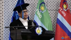 Profesor ITS Teliti Jamur Pelapuk Kayu untuk Limbah Industri