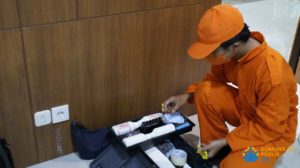 Cegah Penyebaran Covid-19, ITS Serahkan CoFilm+ Antivirus Coating ke RSUA
