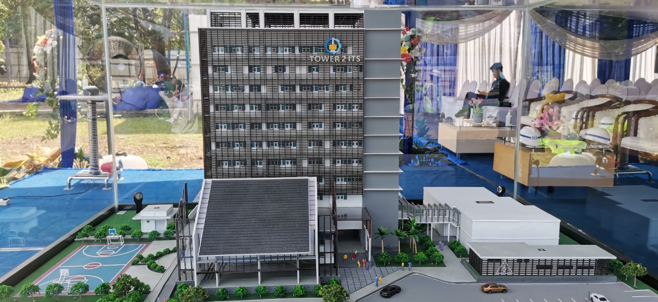 Maket gedung Tower 2 ITS yang akan dibangun di area Departemen Teknik Elektro ITS