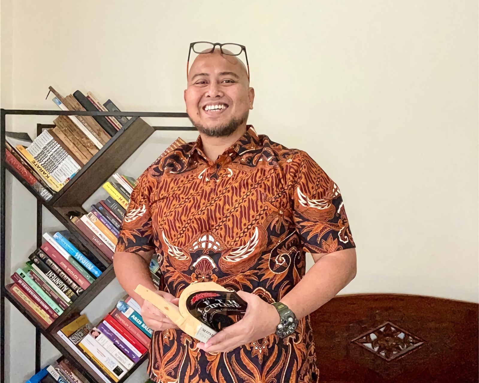 Kepala Biro Sumber Daya Manusia dan Umum PT J Resources Nusantara, Muhammad Suhada yang menjadi pembicara pada webinar ISOMETRIC terkait persiapan jenjang karir